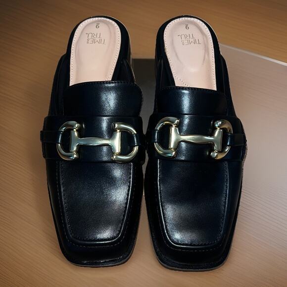 SOLD - Picture 5 of 9